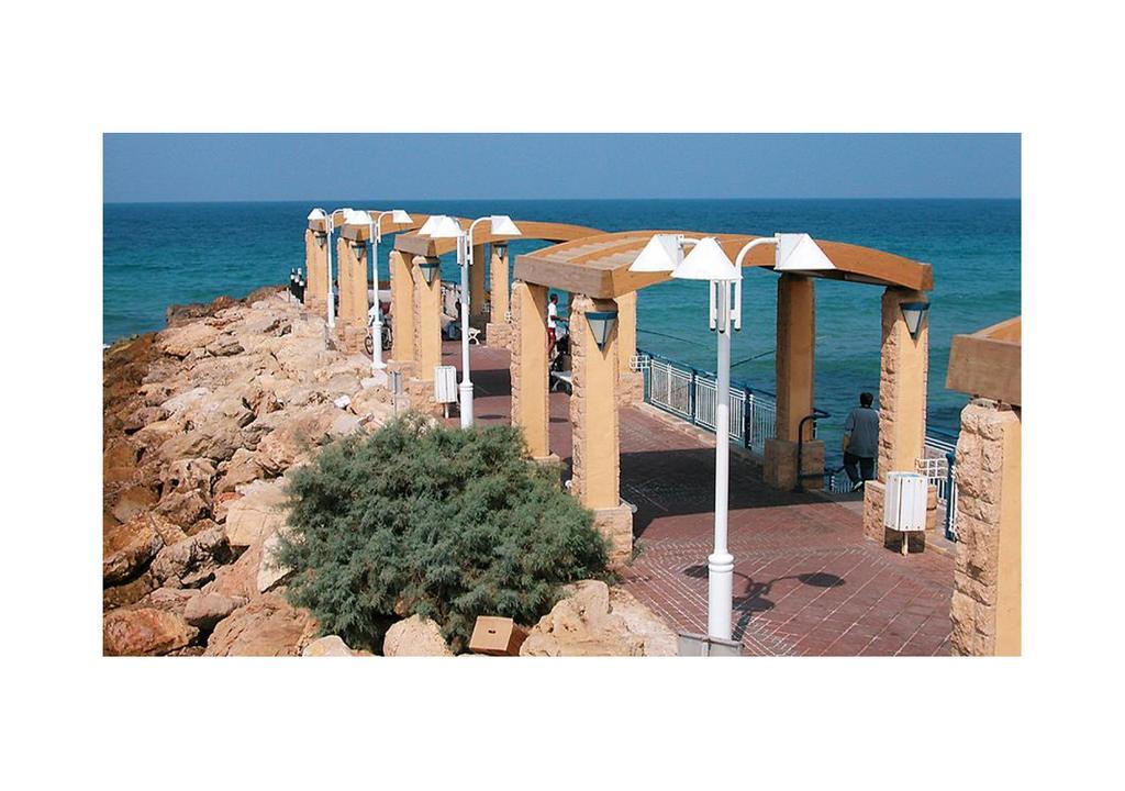 Ha-Aliya Sea View Nahariya Exterior foto
